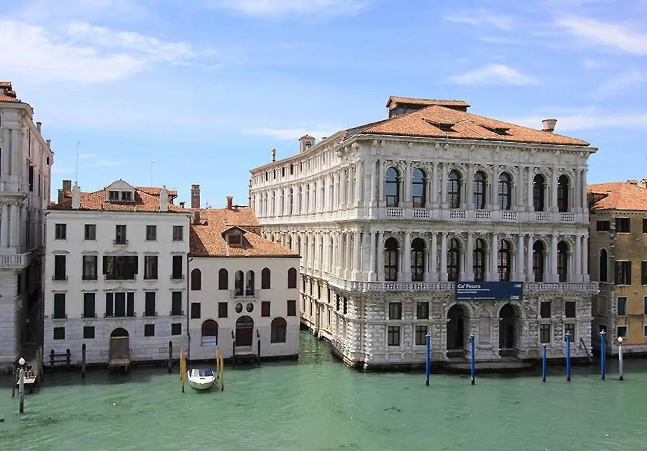 Blue George Apartment Venise 0*,